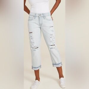 Edgely Ripped Relaxed Boyfriend Cropped Jeans